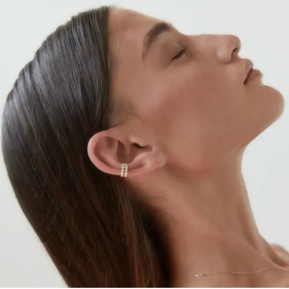 14K IDYL POWER EAR CUFF DIAMOND EARRING - Picture 4 of 9